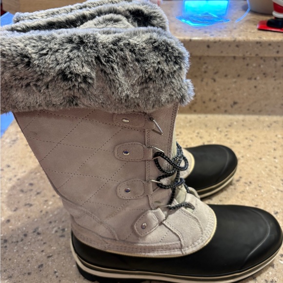 KHOMBU Winter Boots - Picture 1 of 7